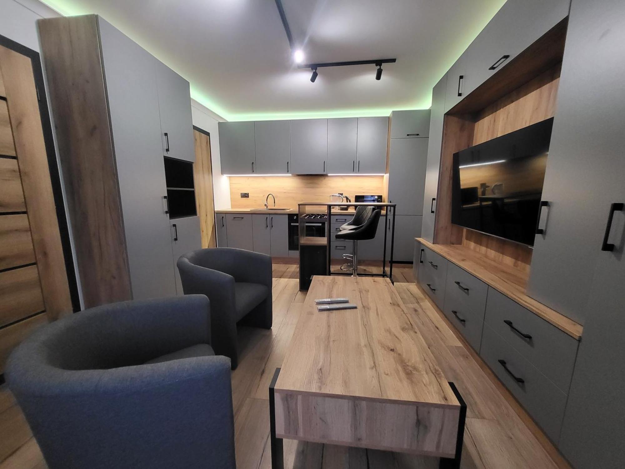 Handy Apartamenty - Mieszkania Na Doby W Centrum Rzeszowa Eksteriør billede